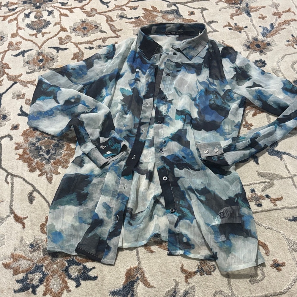 Guess women’s chiffon button up blouse
